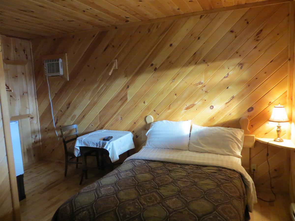 Nine Pine Cottage Miramichi Habitación foto